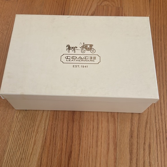 Coach Women's Sneakers - White and Brown new with box - Picture 10 of 10